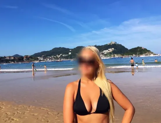 Anna, 35