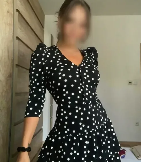 Carina, 32