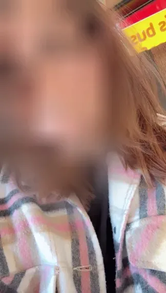 Isabell, 31