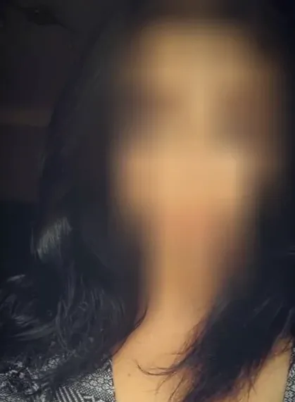 Jasmin, 29