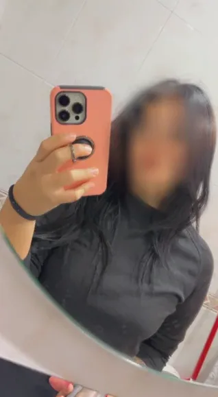 Maike, 30