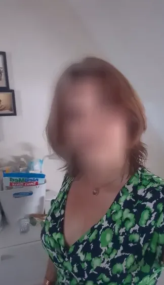 Mira, 33