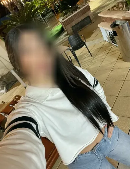 Jana, 24
