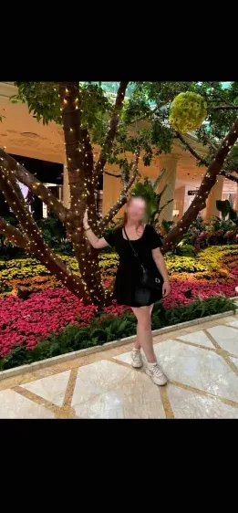 Maike, 25