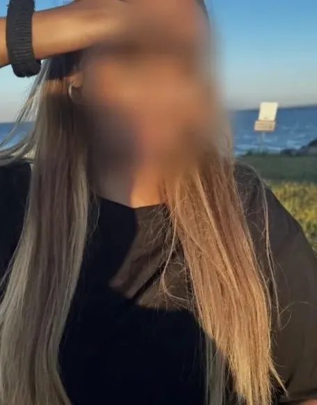 Melina, 20