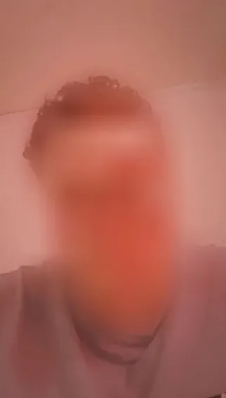 Simone, 30