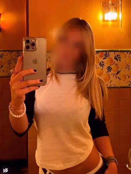 Tanja, 29